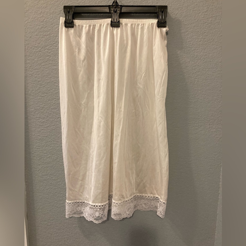 Vintage Kayser half slip Size large